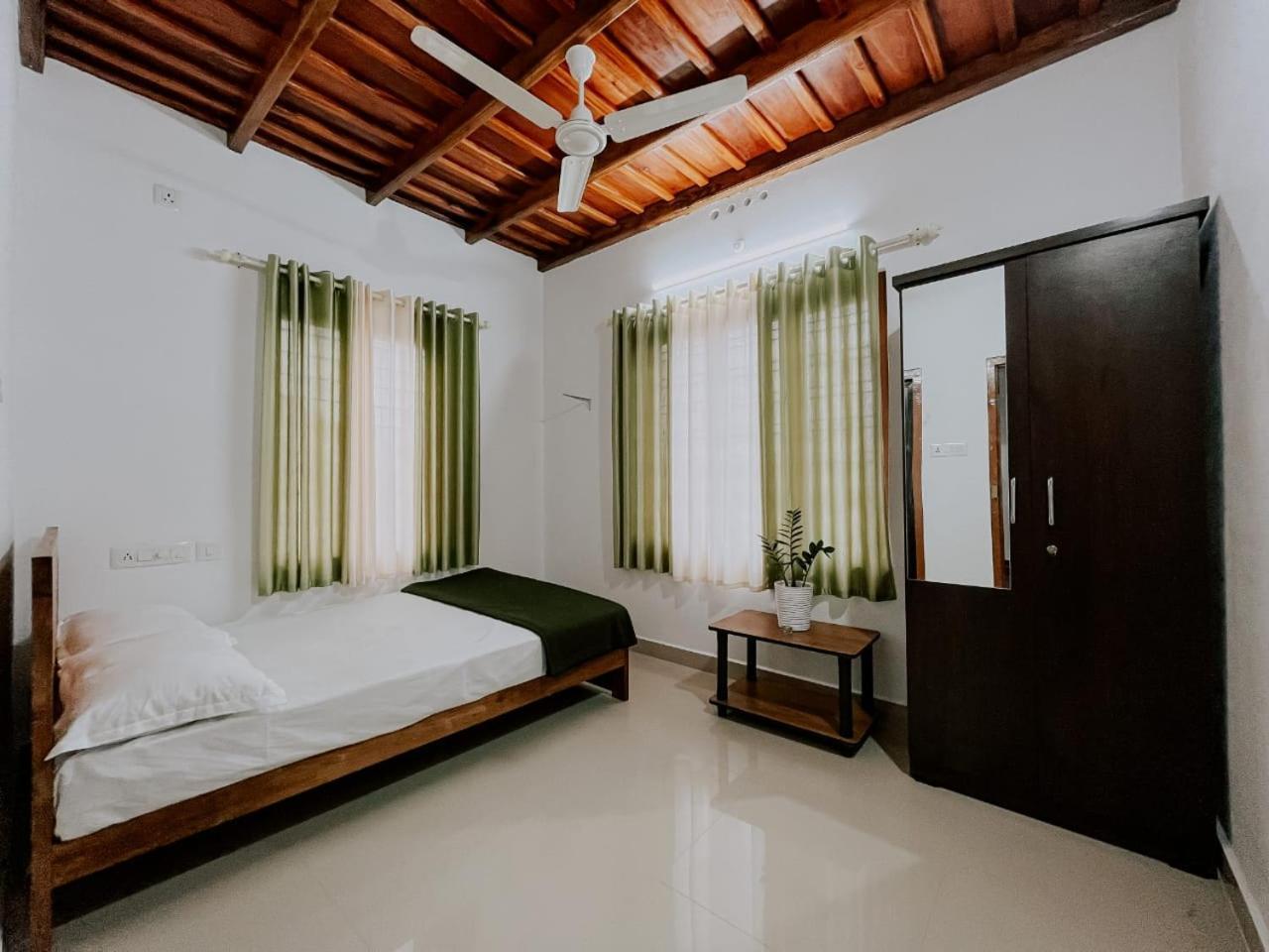 Palkulam Heights Villa Kumudi Dış mekan fotoğraf